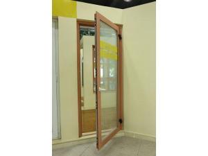  Finestre e Porte a Battente in Alluminio 